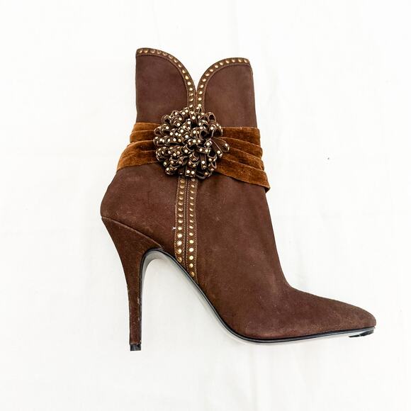 Beverly Feldman Leather Pointy Toe Booties Floral Accent Size 9.5 NWOB - Picture 6 of 6